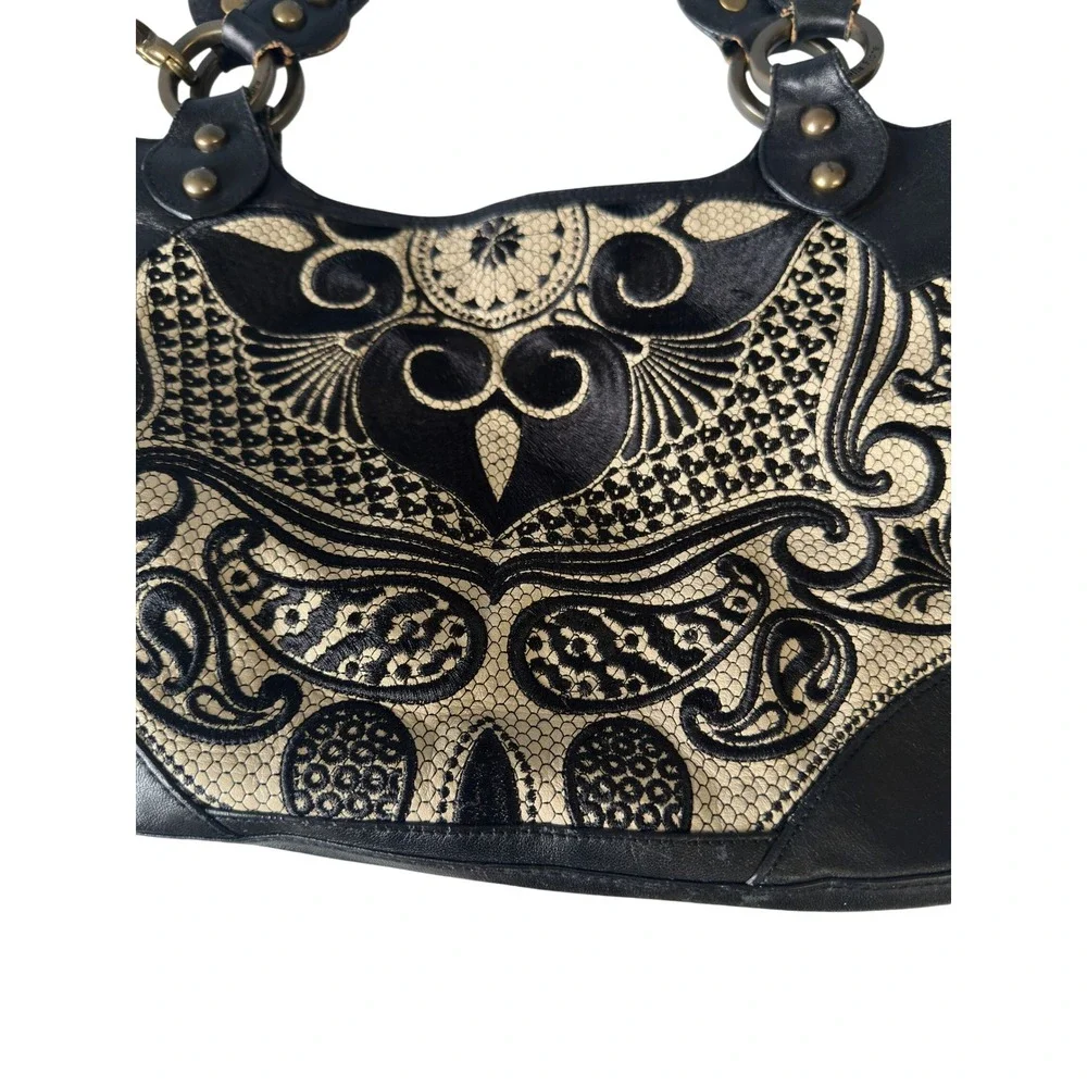Vintage Y2K Isabella Fiore Black Leather Cream Honeycomb Shoulder Bag KC